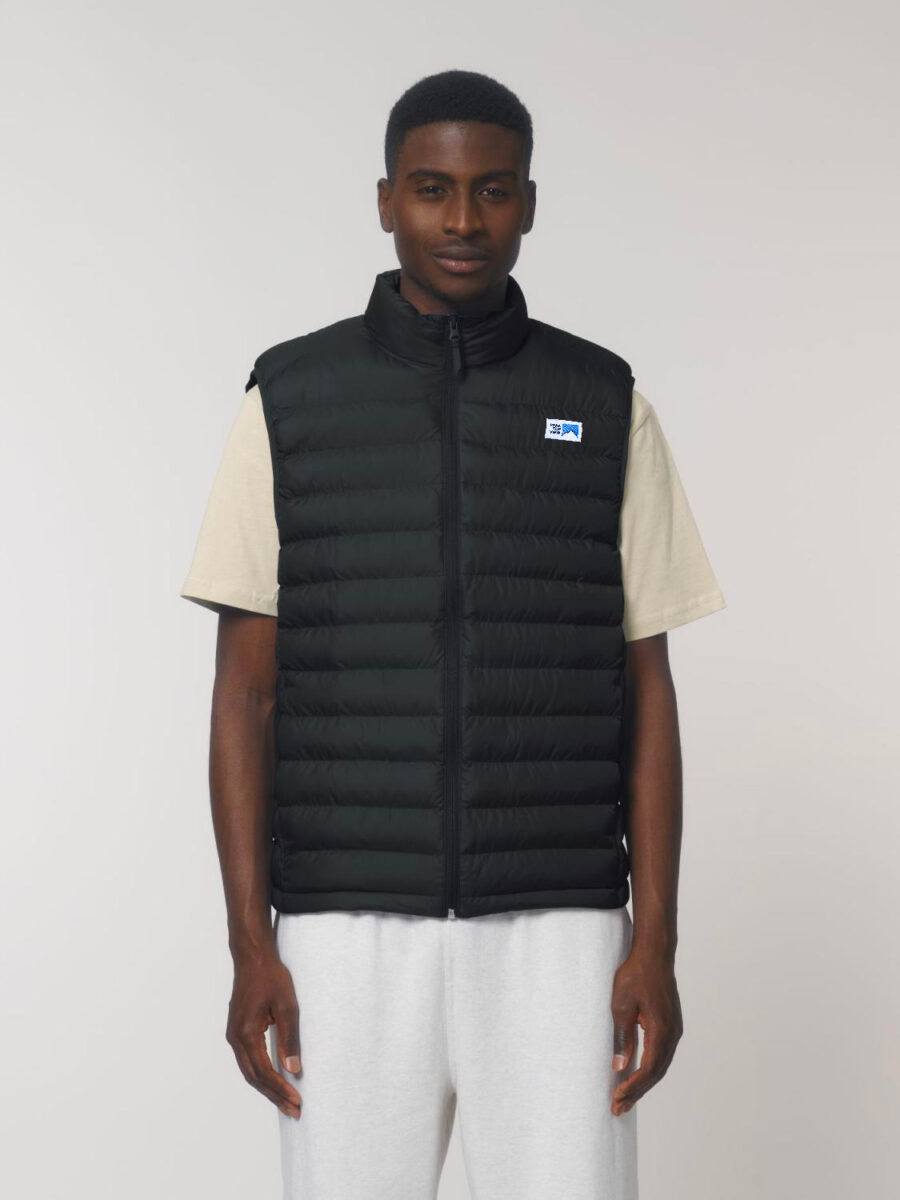 Gilet piumino nero da uomo di Peak Top View, un capo d'abbigliamento che unisce stile e sostenibilità.